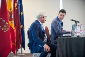 AGENCIA_TRADUCCION_MURCIA-600x400