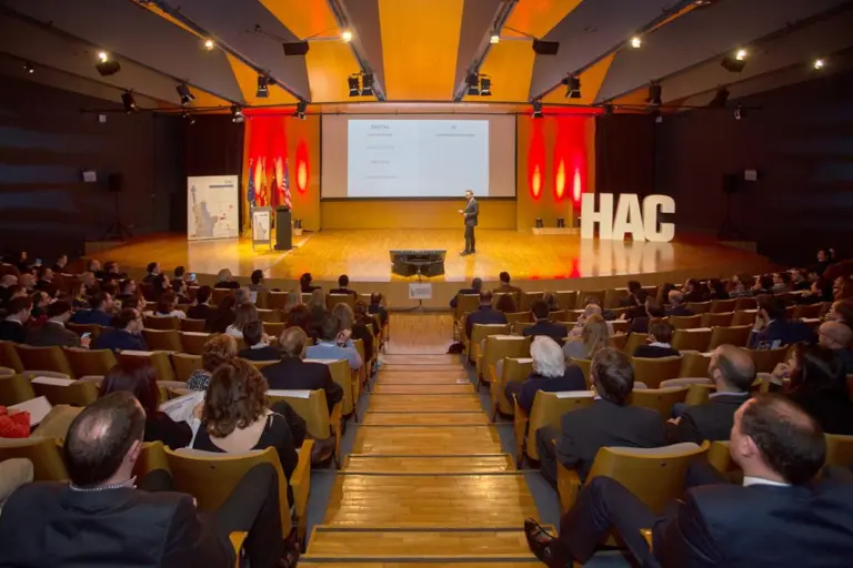 agencia_organizacion_congresos-1024x683