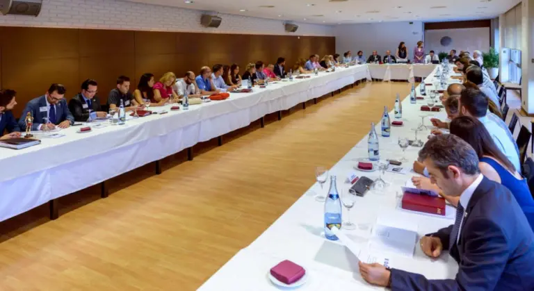 salon_reuniones_de_empresa_murcia-1024x558